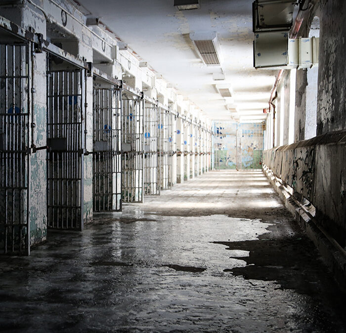 CANADA: Scriptures for Correctional Institutions